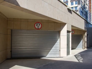 Скоростные секционные ворота DoorHan паркинг серии isd01-parking (isd01-паркинг) 4900x2600