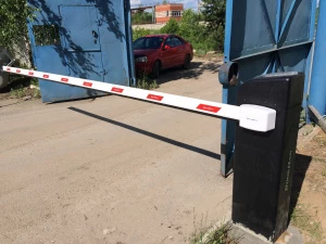 Комплект шлагбаума серии barrier-pro-led (барьер-про-лед), длина стрелы 5 м.