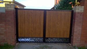Распашные ворота под дерево, 2200х2000