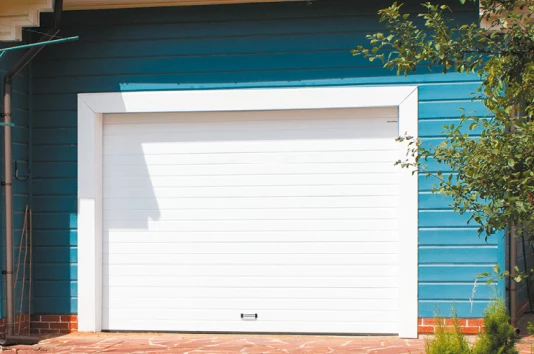 Стальные гаражные ворота RSD01BIW-SC