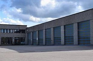 Панорамные секционные ворота DoorHan серии isd02, 2200x4500